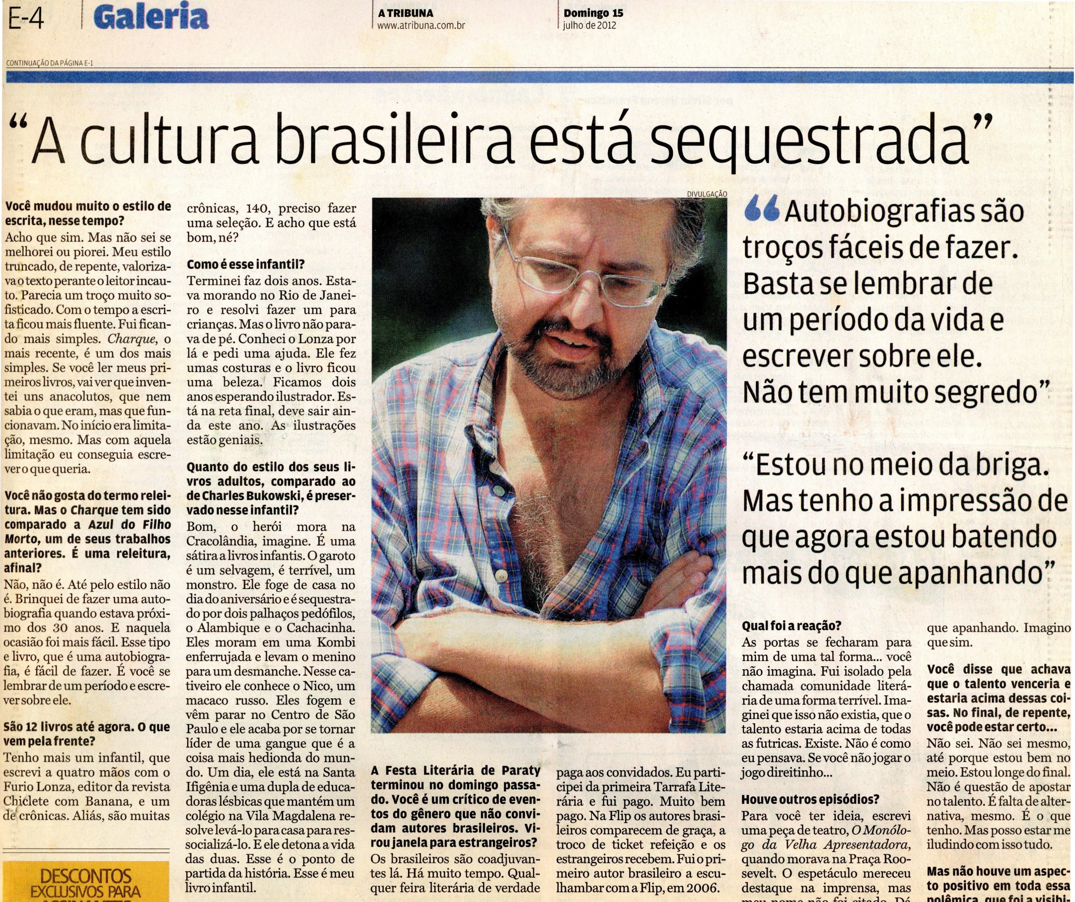 Page from newspaper A Tribuna from Santos, Brazil, featuring an interview with Brazilian author Marcelo Mirisola