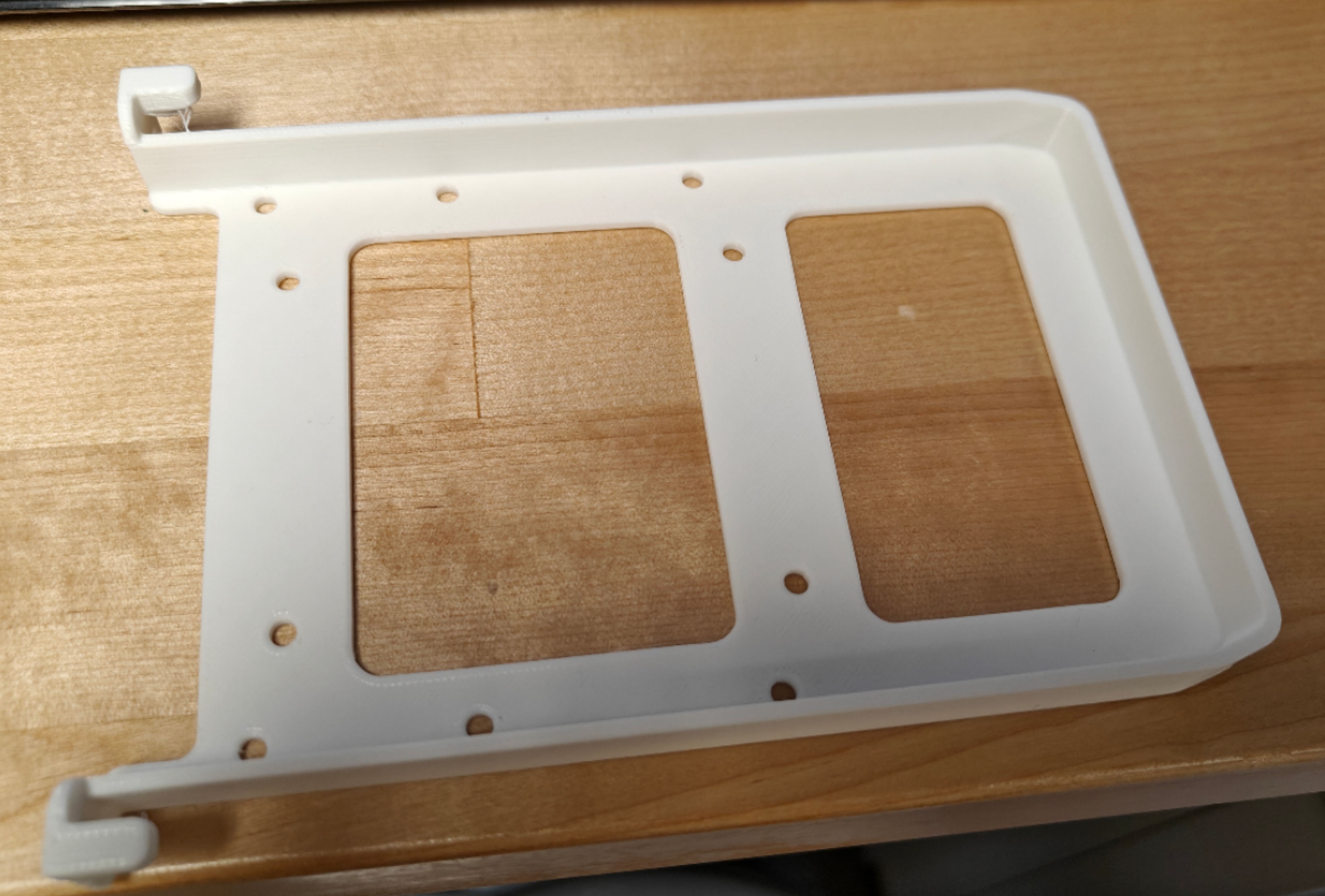 Front Angle of Tray