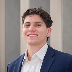 Headshot of Alexander Bartolozzi