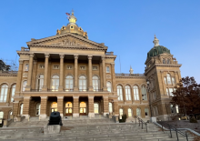 picture of the Iowa State Capitol Building