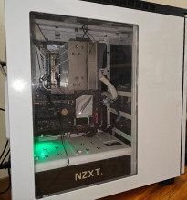 Front Angel of Nas Case