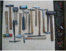 many hammers