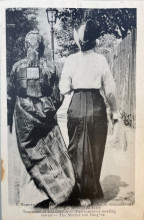 Postcard depicting a Jewish mother and adult daughter from Salonica, Greece.